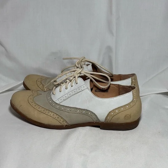 Born Elegant Two-Tone Leather Oxford Shoes - Picture 3 of 9